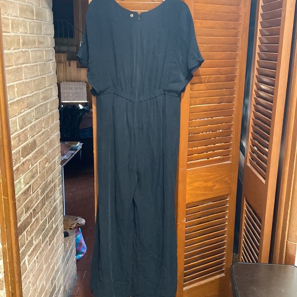 Marie Oliver black silk pantsuit - Picture 8 of 9